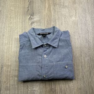 BLACK DIAMOND EQUIPMENT BUTTON SHIRT MENS LARGE BLUE COTTON CHAMBRAY